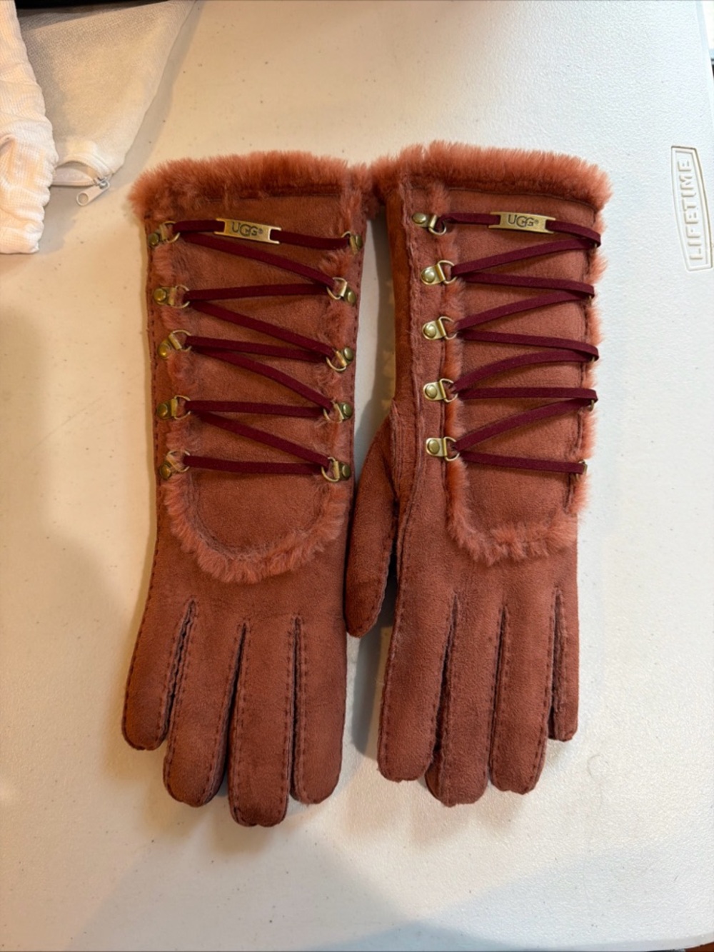 UGG Women's Suede Shearling Lace-Up Gloves new Large